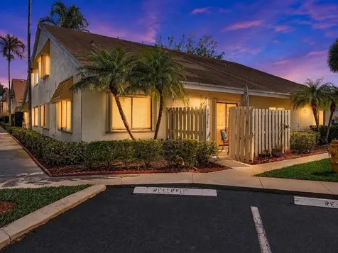 10240 NW 33rd Place Sunrise FL 33351