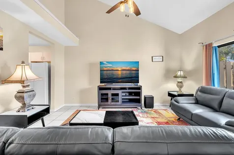 10240 NW 33rd Place Sunrise FL 33351