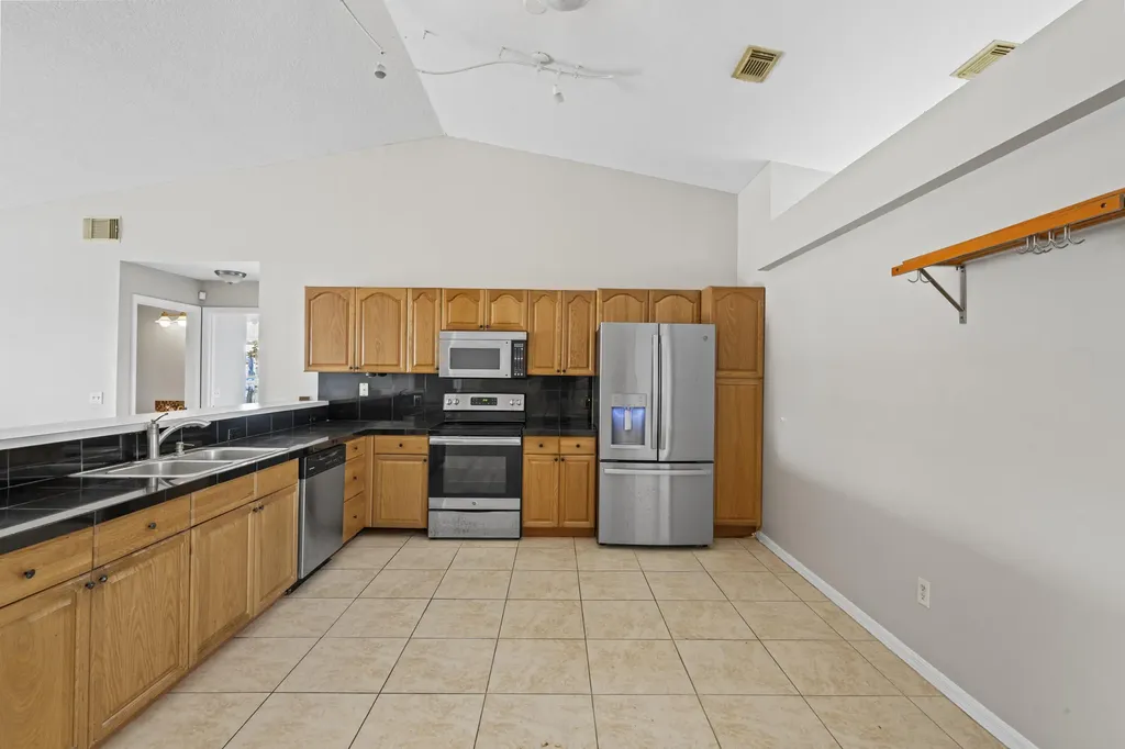 5958 NW Baynard Drive Port St Lucie FL 34986