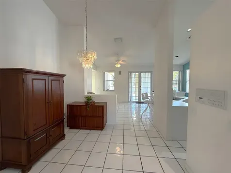 853 Sand Creek Circle Weston FL 33327