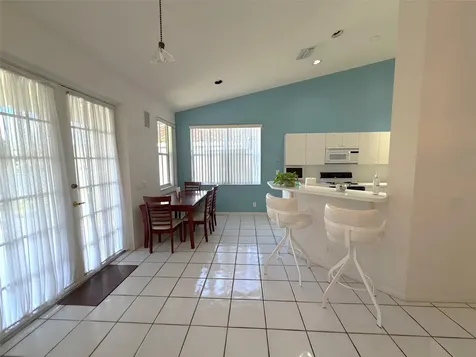 853 Sand Creek Circle Weston FL 33327