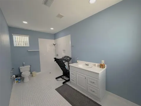 853 Sand Creek Circle Weston FL 33327