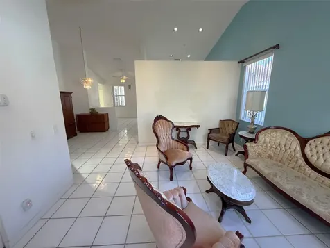 853 Sand Creek Circle Weston FL 33327