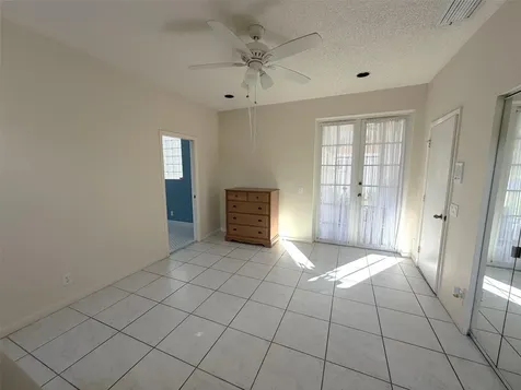 853 Sand Creek Circle Weston FL 33327