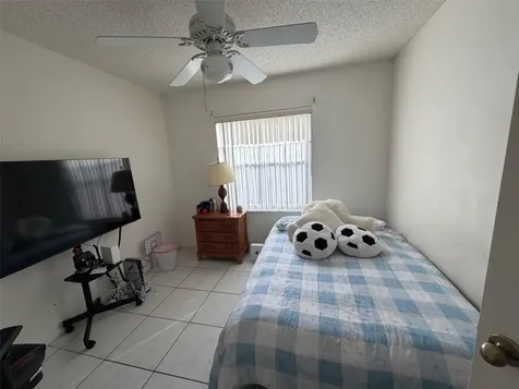 853 Sand Creek Circle Weston FL 33327