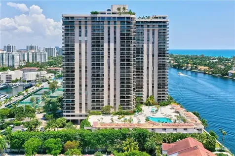 19667 Turnberry Way Miami FL 33180