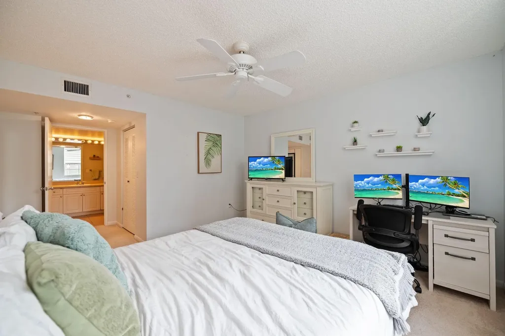 520 SE 5th Avenue Fort Lauderdale FL 33301