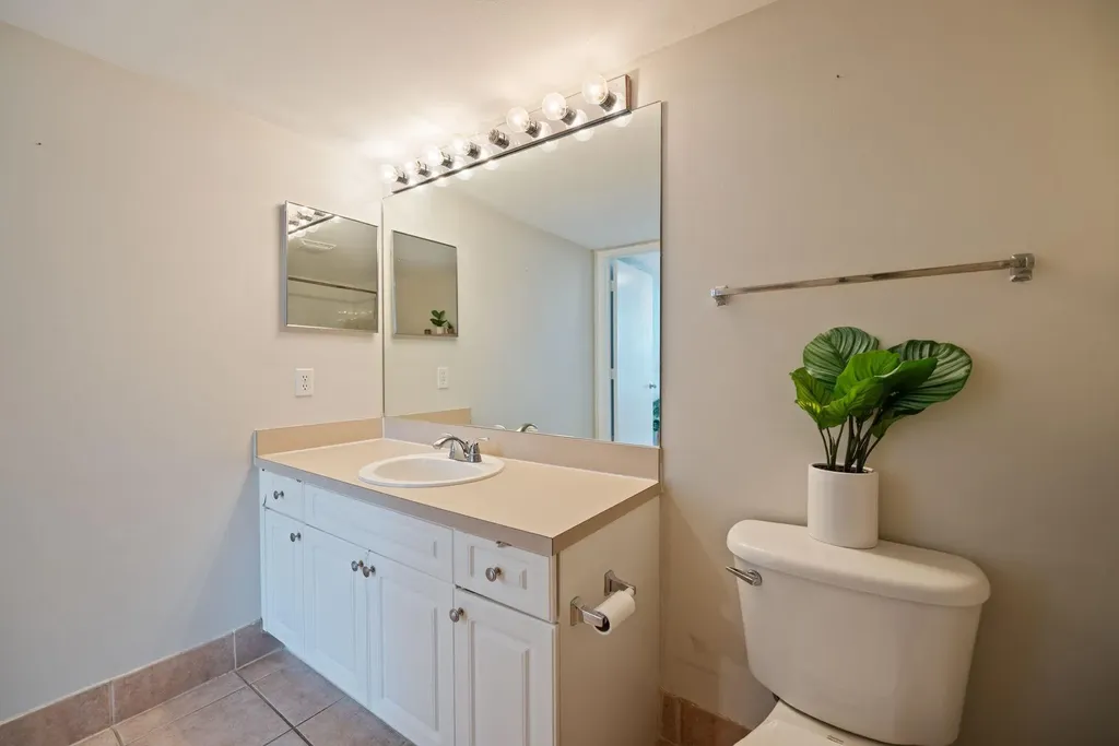 520 SE 5th Avenue Fort Lauderdale FL 33301