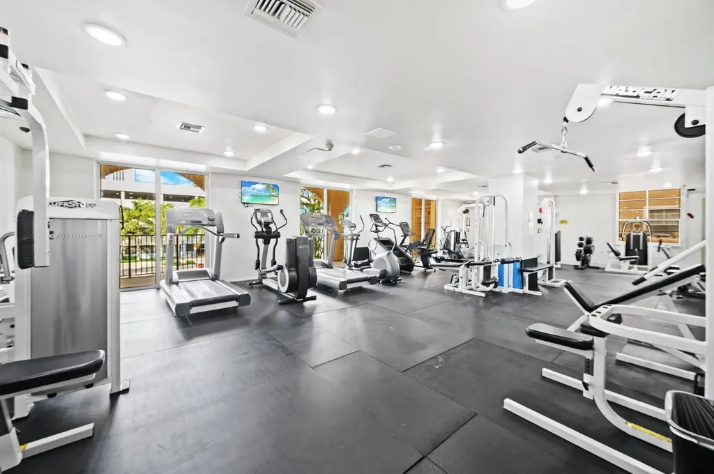 520 SE 5th Avenue Fort Lauderdale FL 33301