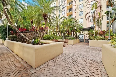 520 SE 5th Avenue Fort Lauderdale FL 33301