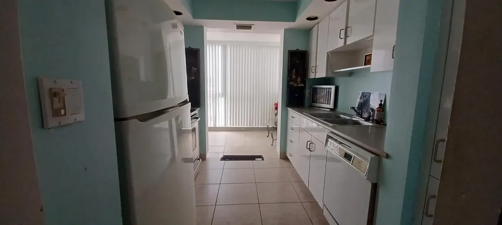 3100 NE 49th Street Fort Lauderdale FL 33308