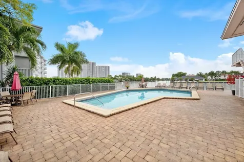 3161 S Ocean Drive Hallandale Beach FL 33009