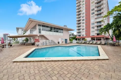 3161 S Ocean Drive Hallandale Beach FL 33009