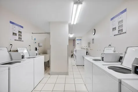 3161 S Ocean Drive Hallandale Beach FL 33009