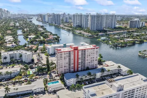 3161 S Ocean Drive Hallandale Beach FL 33009