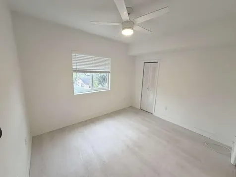 7516 NE 1st Avenue Miami FL 33138