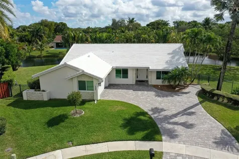 9800 NW 10th Court Plantation FL 33322