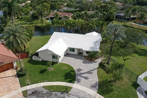 9800 NW 10th Court Plantation FL 33322