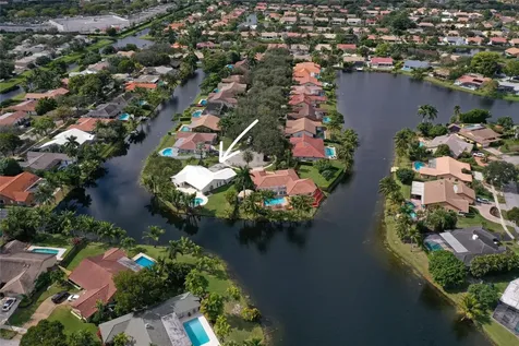 9800 NW 10th Court Plantation FL 33322
