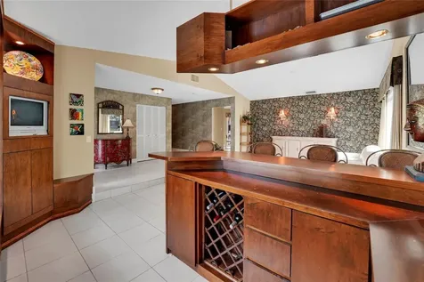 9800 NW 10th Court Plantation FL 33322