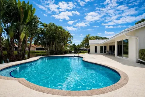 9800 NW 10th Court Plantation FL 33322