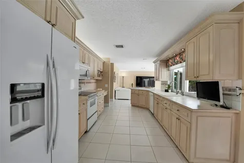 9800 NW 10th Court Plantation FL 33322