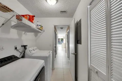 9800 NW 10th Court Plantation FL 33322