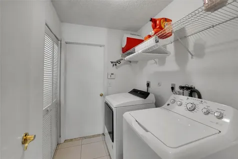 9800 NW 10th Court Plantation FL 33322