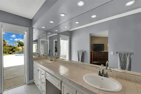 9800 NW 10th Court Plantation FL 33322