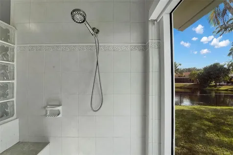 9800 NW 10th Court Plantation FL 33322