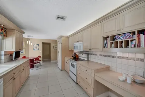 9800 NW 10th Court Plantation FL 33322