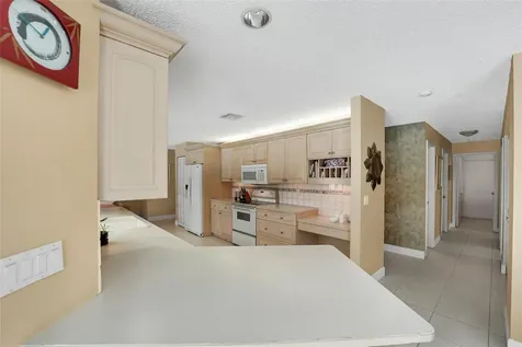 9800 NW 10th Court Plantation FL 33322