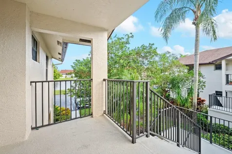3258 Jog Park Drive Greenacres FL 33467