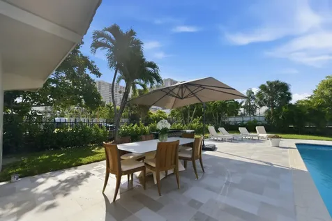 232 Codrington Drive Lauderdale By The Sea FL 33308