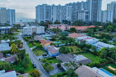 232 Codrington Drive Lauderdale By The Sea FL 33308