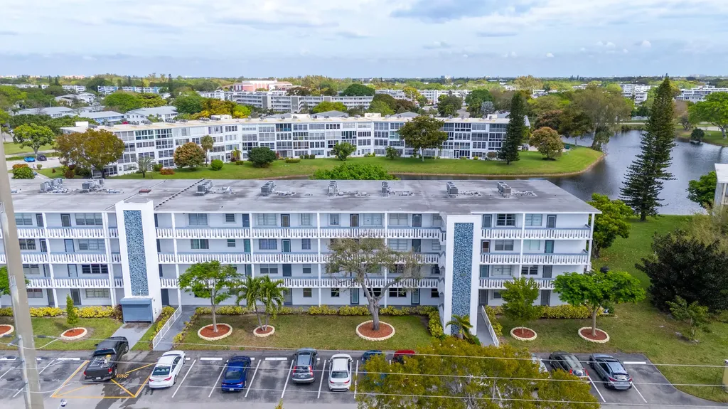 3028 Harwood D Deerfield Beach FL 33442