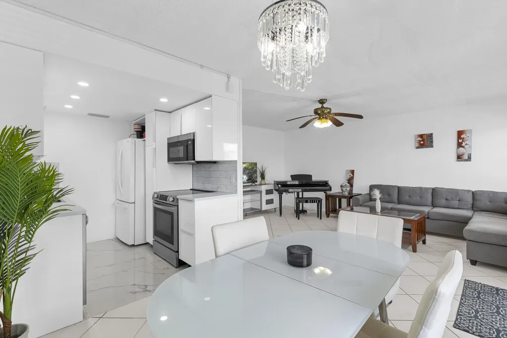 3028 Harwood D Deerfield Beach FL 33442