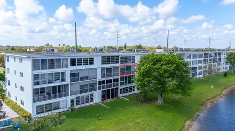 3028 Harwood D Deerfield Beach FL 33442