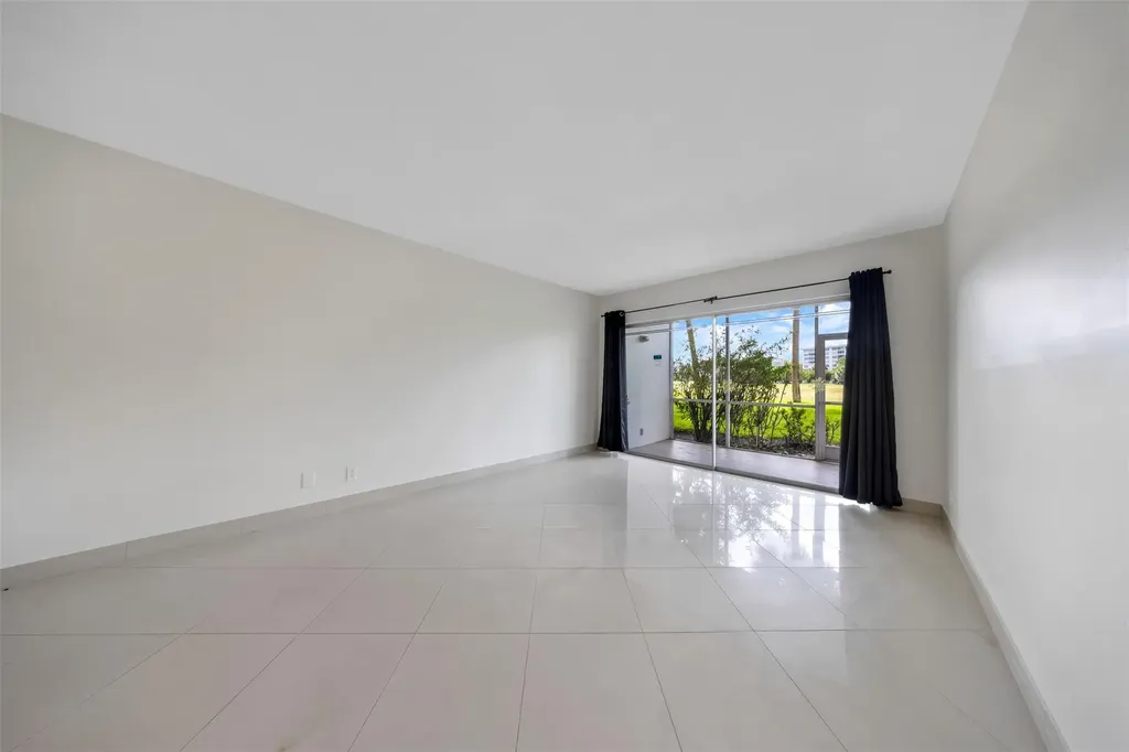2850 N Palm Aire Drive Pompano Beach FL 33069