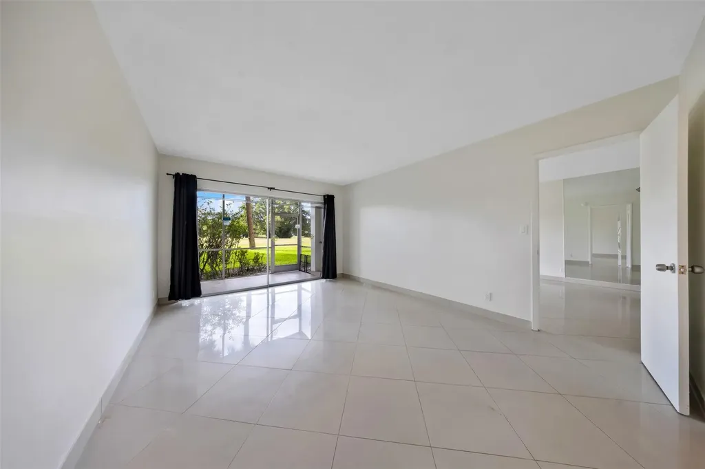 2850 N Palm Aire Drive Pompano Beach FL 33069