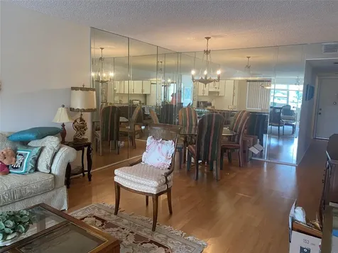 7280 S Devon Drive Tamarac FL 33321