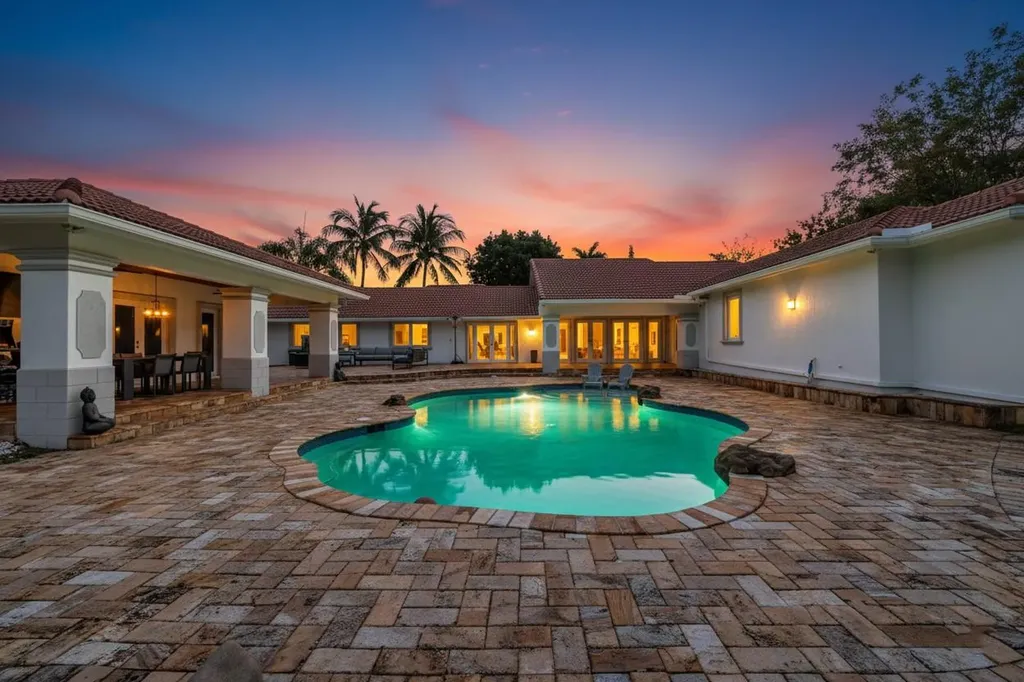 5963 NW 75th Way Parkland FL 33067