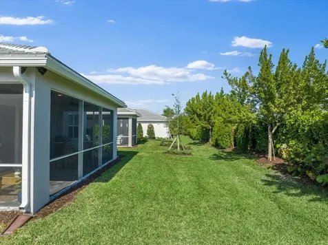 4597 Nautilus Circle Vero Beach FL 32967