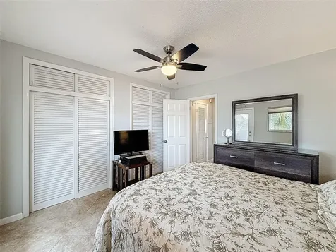 800 SW 11th Avenue Hallandale Beach FL 33009