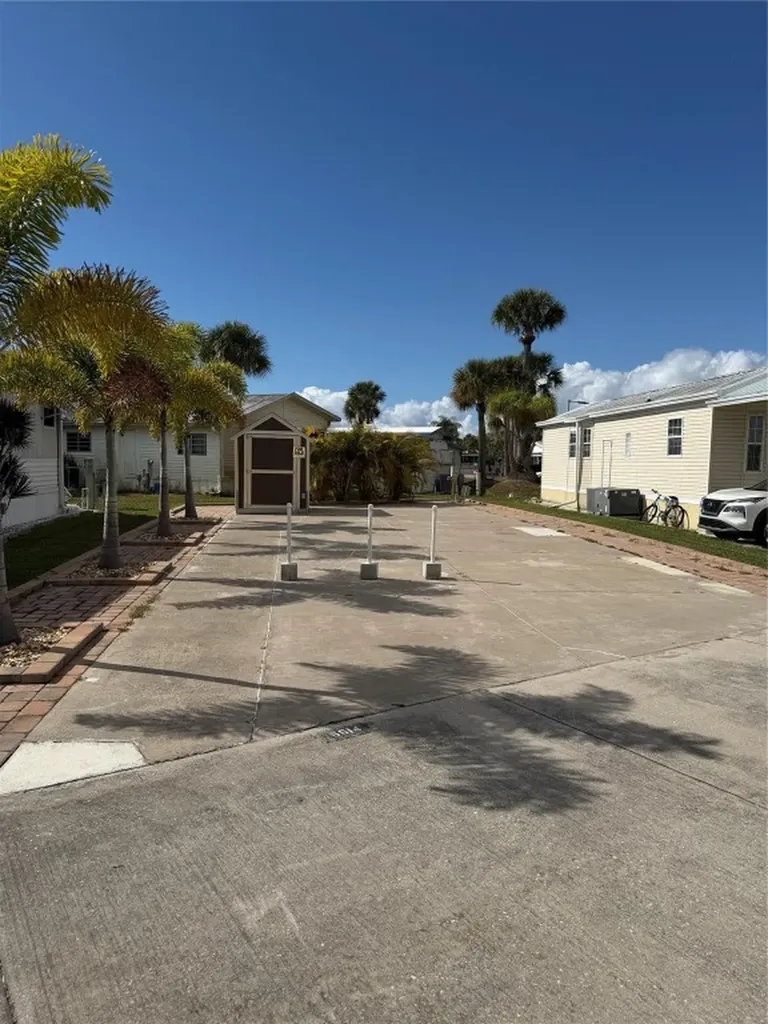 6614 SE 53rd Lane Okeechobee FL 34974