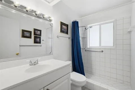 5651 NE 16th Avenue Fort Lauderdale FL 33334