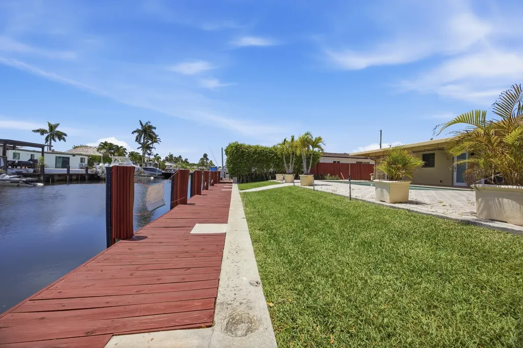 730 SE 3rd Terrace Pompano Beach FL 33060
