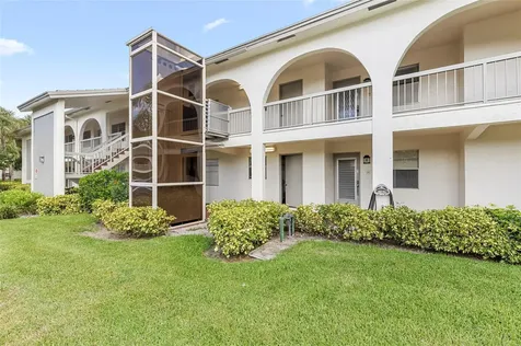 2701 Nassau Bend Coconut Creek FL 33066