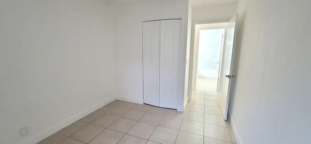 5814 NW 21st Street Fort Lauderdale FL 33313
