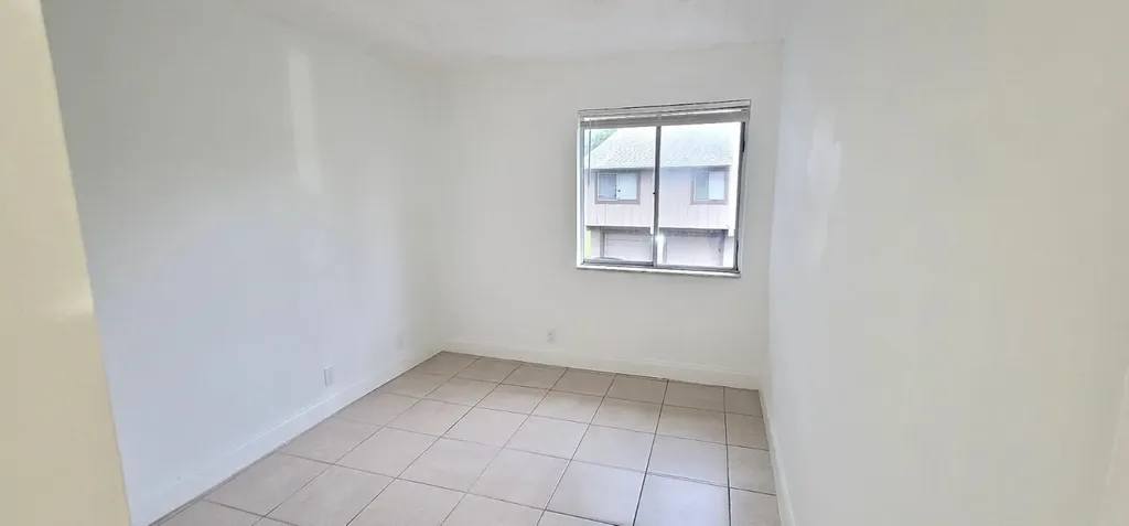 5814 NW 21st Street Fort Lauderdale FL 33313